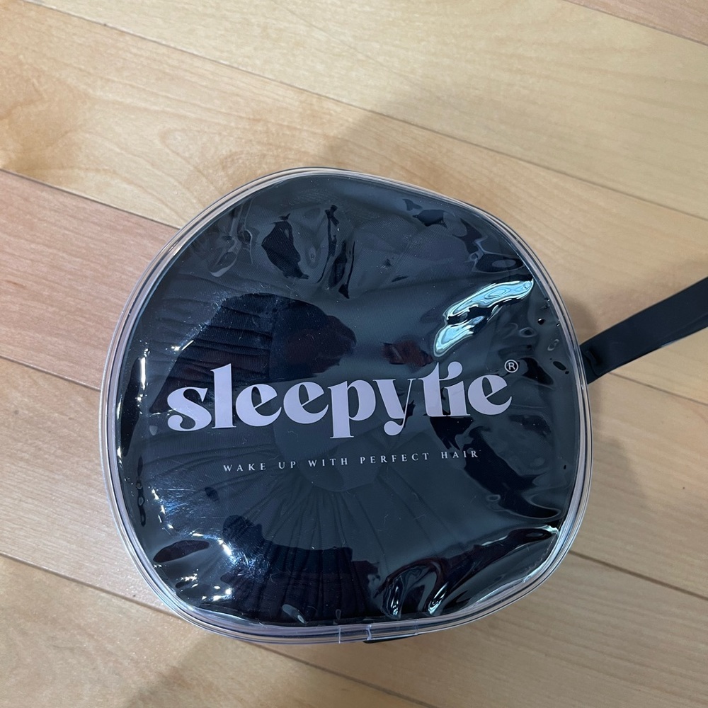 Sleepytie!